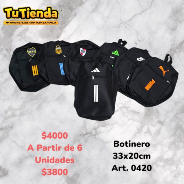 Botinero. Medidas 33 x 20 Cm. Art. 0420.
